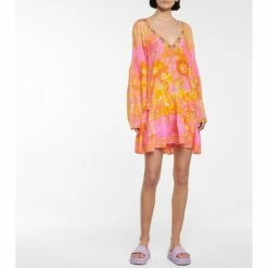 Christian Louboutin Pool Stud Slides